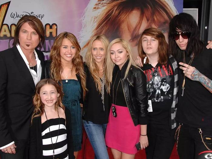 Miley Cyrus Family