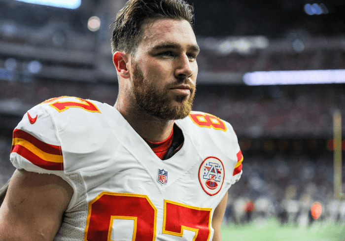 Travis Kelce2